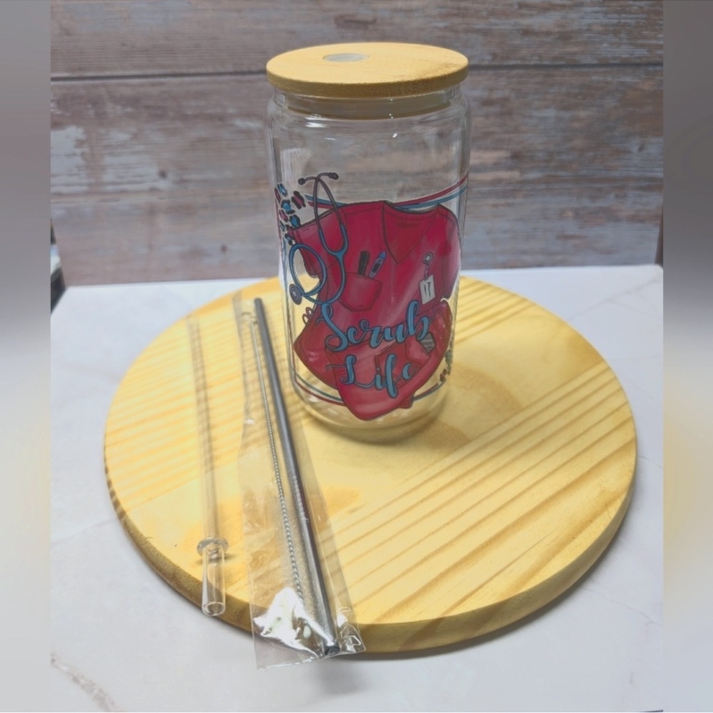 Handcrafted Scrub Life Glass Tumbler with Bamboo Lid & 2 Straws NIB
